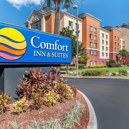 Comfort Inn & Suites Near Universal Orlando Resort-Convention Ctr Exterior photo